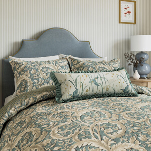 Sanderson x National Trust Tilia Lime Duvet Cover Set